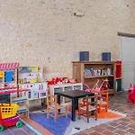 La Garenciere - La Petite Maison 度假居