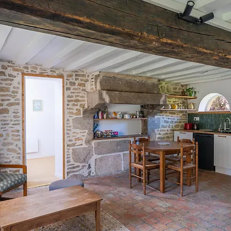 Vakantiehuis La Garenciere - La Petite Maison